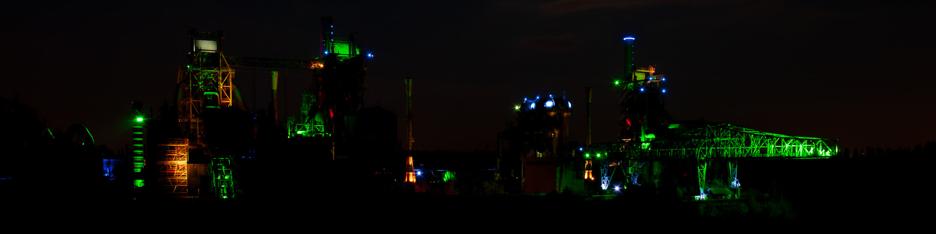Landschaftspark Duisburg. Lapadu, Nacht, Krokodil